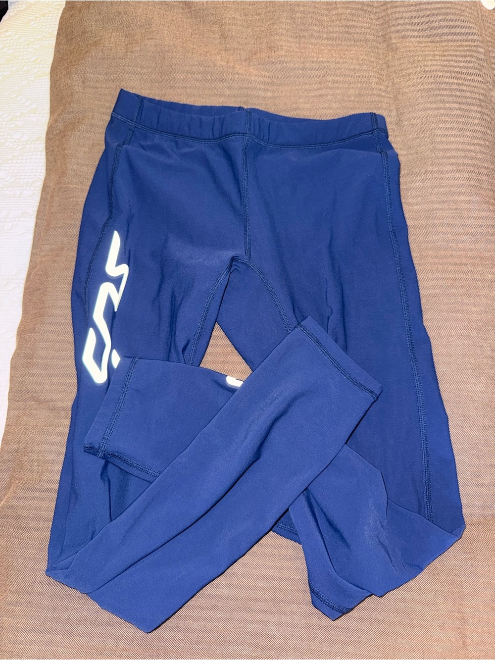 Women’s Navy Athletic Leggings with Reflective Accent
